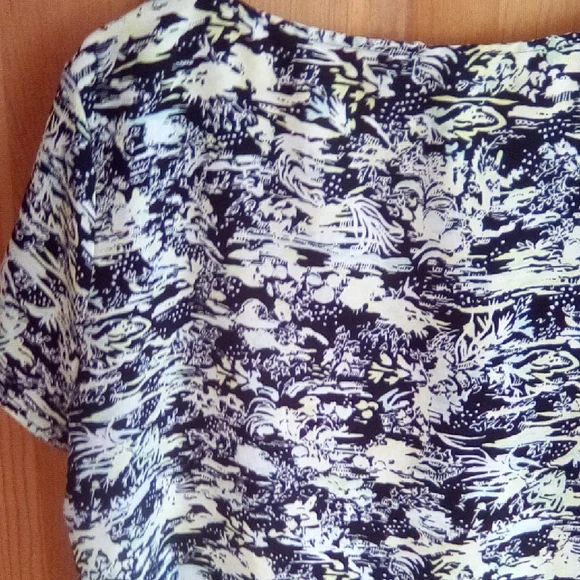 Christopher & Banks Monochrome Patterned Blouse - Picture 10 of 16